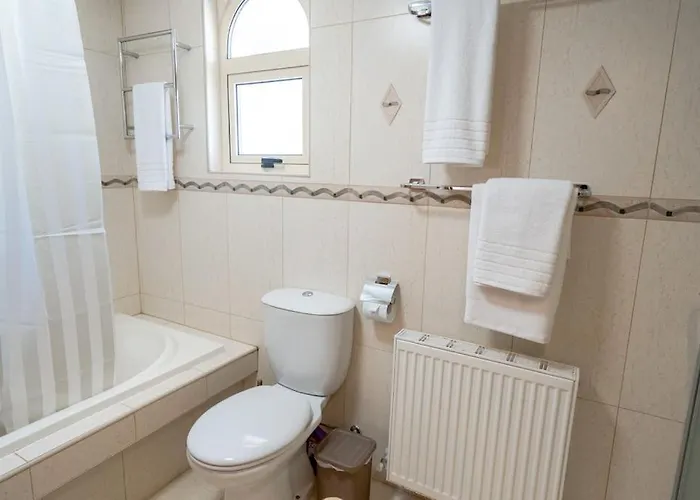 Vila Stylish & Picturesque Oasis Anthorina 2