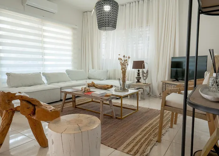 Stylish & Picturesque Oasis Anthorina 2 * Protaras