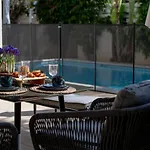 Villa Stylish & Picturesque Oasis Anthorina 2 *